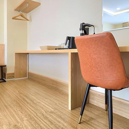 Douangchan Plaza Hotel Виентиане Екстериор снимка